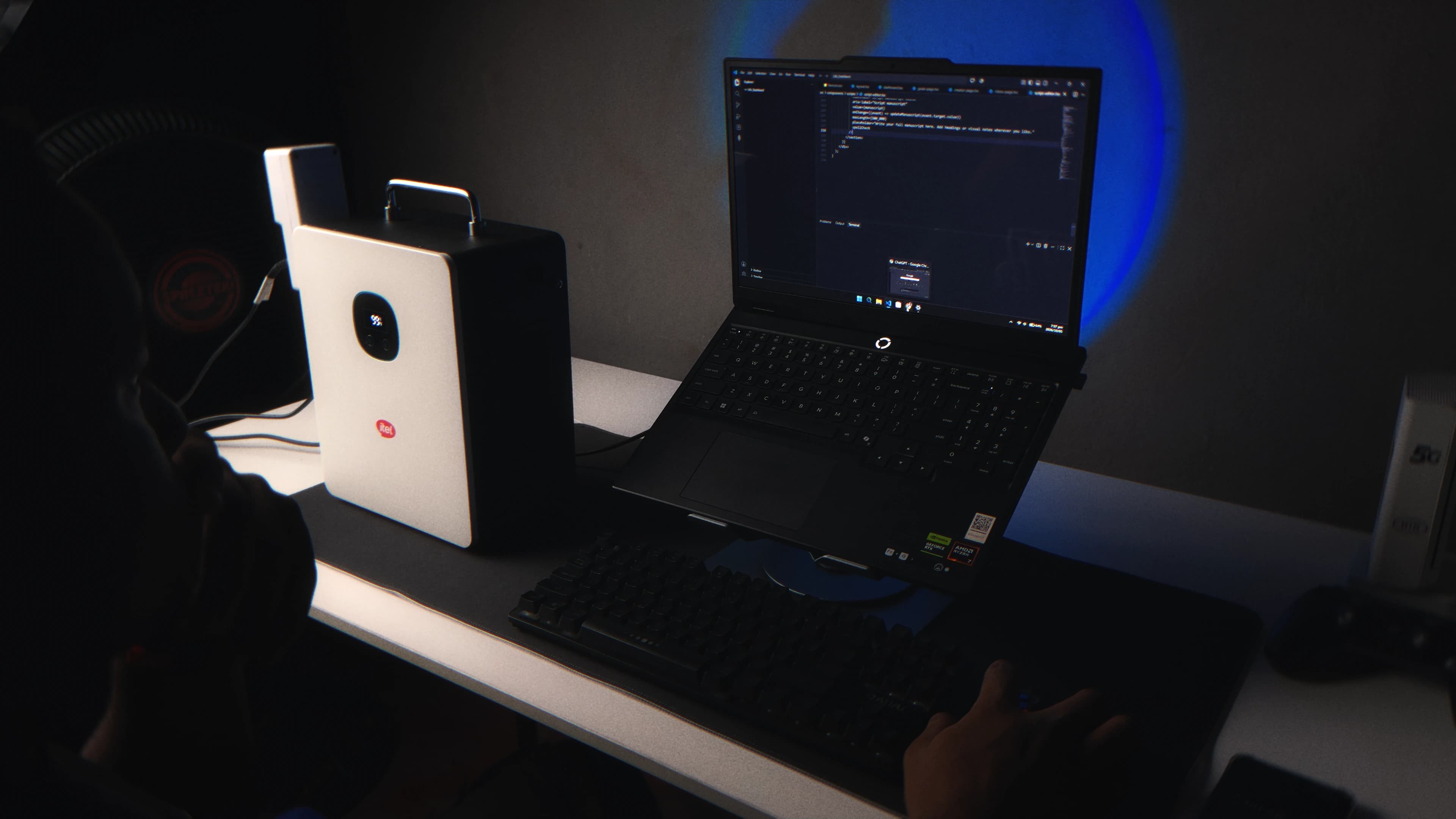 PowerTank running a work setup while the room's normal power is off